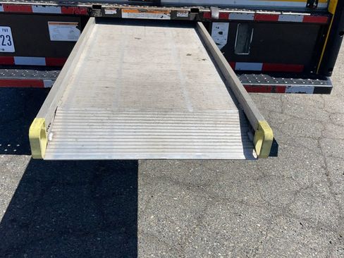 Used 2022 Ford E-350 and Econoline 350 Super Duty RWD image 43