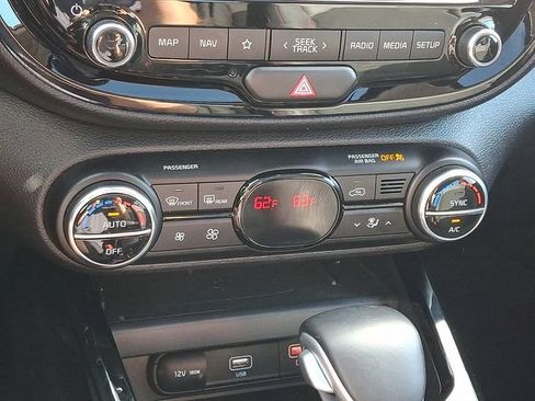 Certified 2021 Kia Soul Turbo FWD image 18