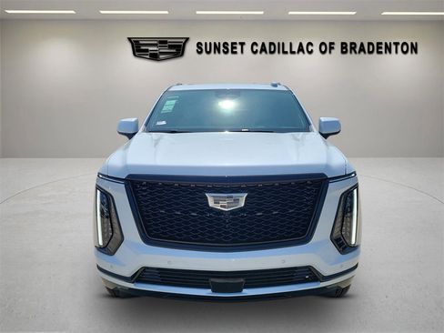 New 2026 Cadillac Escalade ESV Platinum Sport w/ LPO, ONYX Package image 2