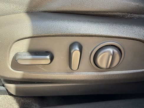 Used 2021 Buick Encore GX Select w/ Advanced Technology Package image 33