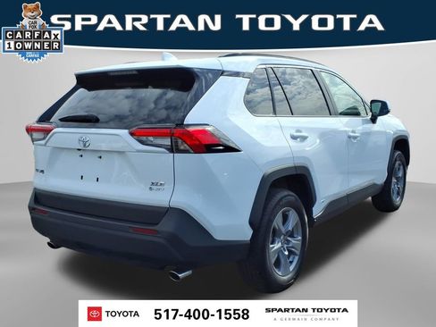 Used 2025 Toyota RAV4 XLE AWD/4WD image 7