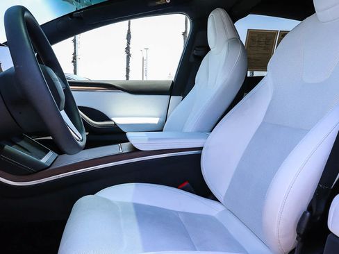 Used 2022 Tesla Model X AWD/4WD image 24