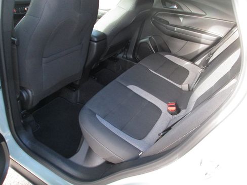 Used 2025 Chevrolet TrailBlazer LT image 9