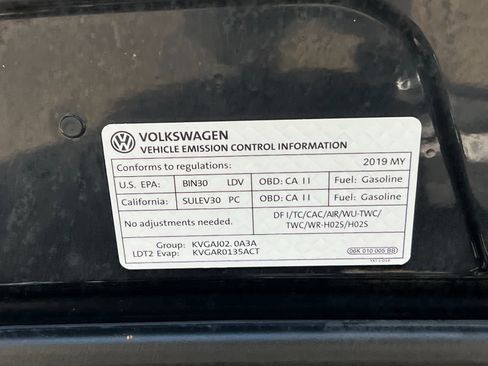 Used 2019 Volkswagen Tiguan SE FWD image 30