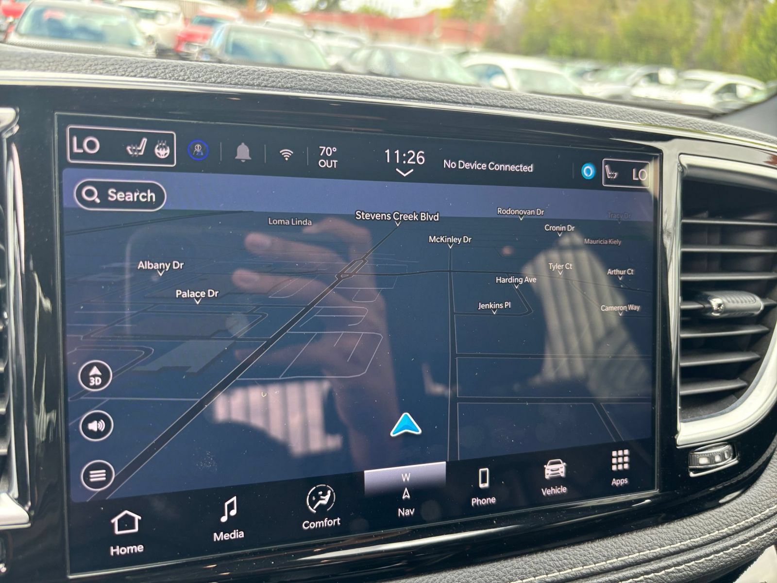 Used 2025 Chrysler Pacifica Limited FWD image 19