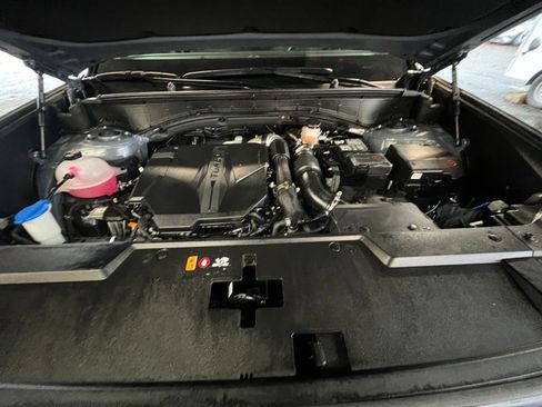 Used 2025 Hyundai Santa Fe SEL image 35