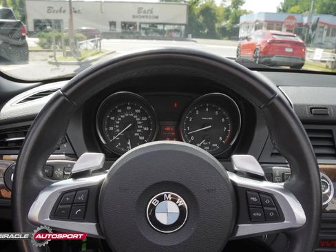 Used 2011 BMW Z4 sDrive35i image 31
