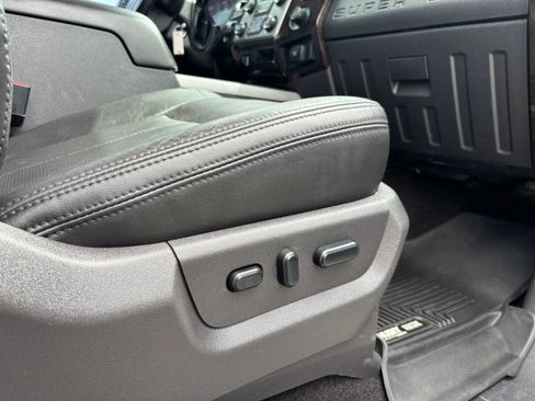 Used 2015 Ford F350 Platinum w/ Platinum Package AWD/4WD image 25