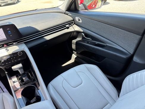 Used 2023 Hyundai Elantra Limited FWD image 20