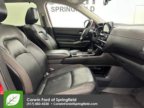 Used 2023 Nissan Pathfinder SL w/ SL Premium Package image 9