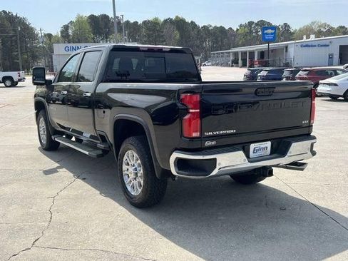 Used 2025 Chevrolet Silverado 2500 LTZ w/ LTZ Plus Package AWD/4WD image 7