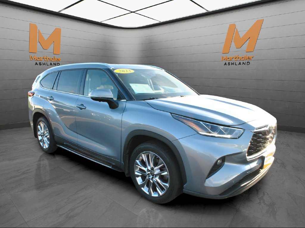 Used 2023 Toyota Highlander Limited AWD/4WD image 5