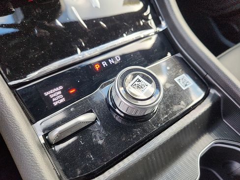 New 2025 Jeep Grand Cherokee Limited image 10