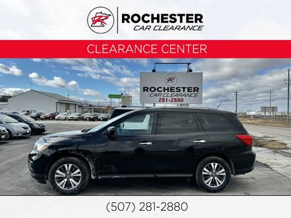 Used 2018 Nissan Pathfinder SV