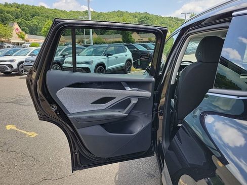 New 2025 Volkswagen Tiguan S image 46