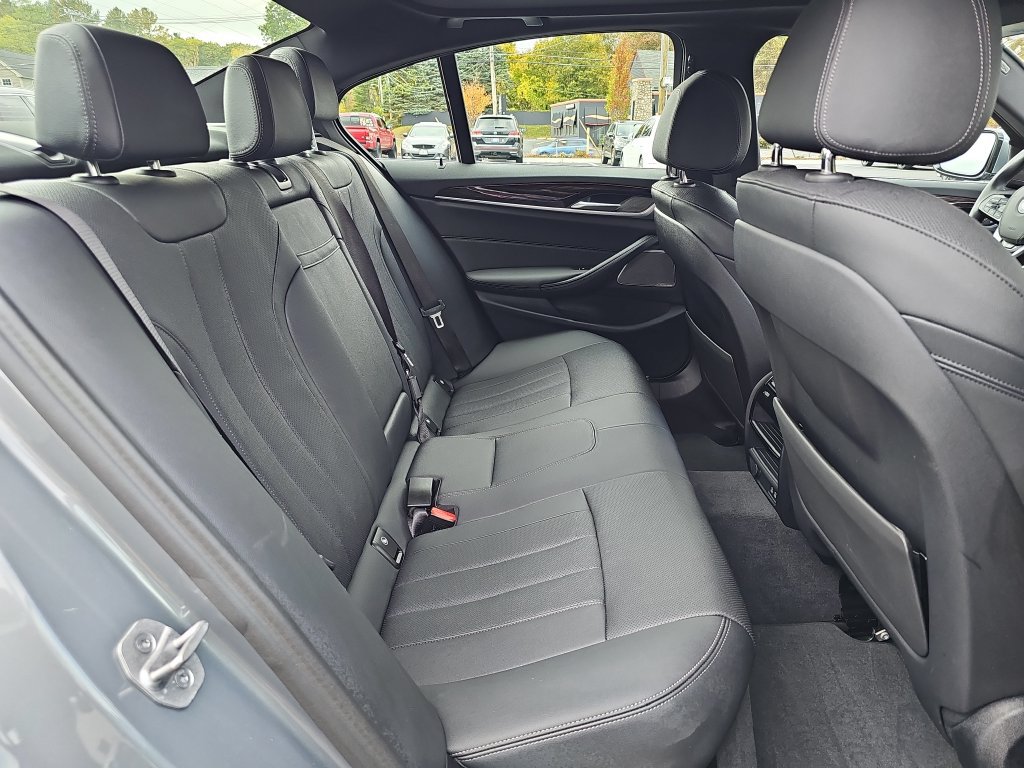 Certified 2023 BMW 530i xDrive w/ Premium Package AWD/4WD image 28