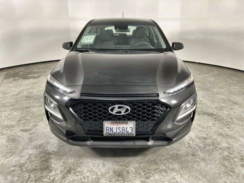 Used 2019 Hyundai Kona SE w/ Cargo Package image 3