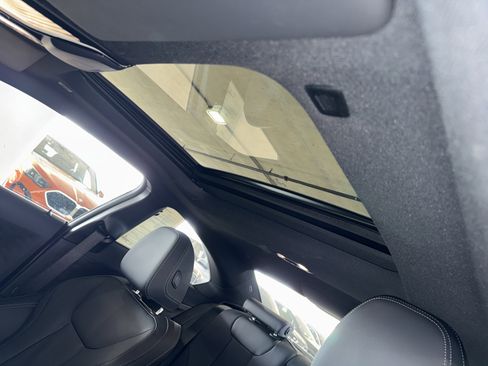 Used 2025 BMW 230i Coupe image 28