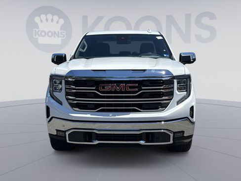 Used 2026 GMC Sierra 1500 SLT RWD image 11