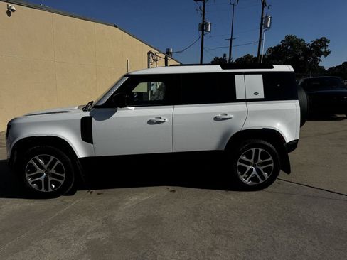 Used 2022 Land Rover Defender 110 X-Dynamic SE AWD/4WD image 3