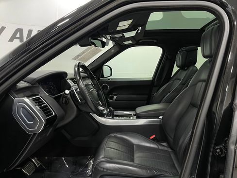 Used 2018 Land Rover Range Rover Sport HSE Dynamic image 14