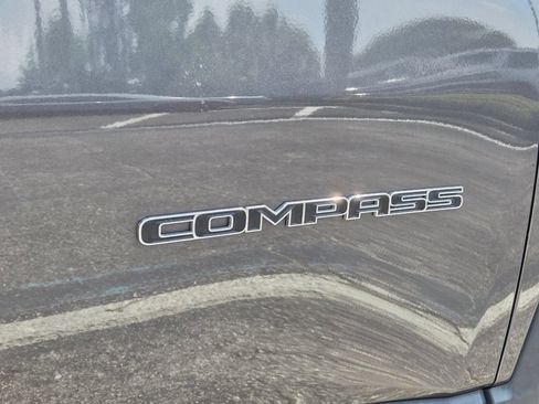 Certified 2023 Jeep Compass Latitude AWD/4WD image 11