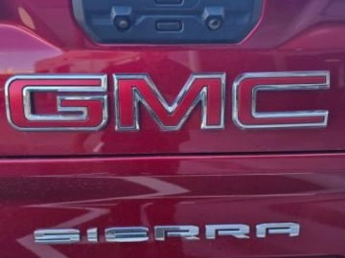 Used 2024 GMC Sierra 2500 SLT w/ SLT Premium Package image 48