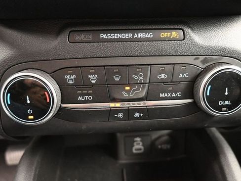 Used 2025 Ford Escape ST-Line image 24