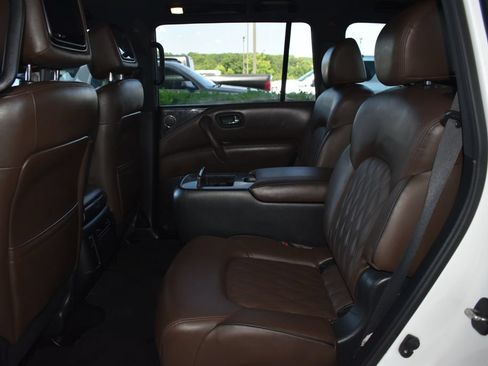 Used 2023 Nissan Armada Platinum w/ Captain's Chairs Package RWD image 15
