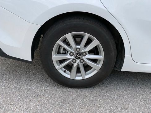 Used 2025 Toyota Camry LE FWD image 6