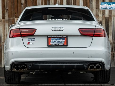 Used 2018 Audi S6 Prestige w/ Prestige Package image 4