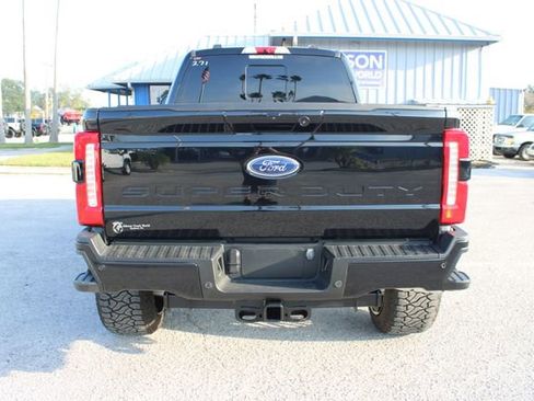 Used 2023 Ford F250 Lariat w/ Sport Appearance Package image 9