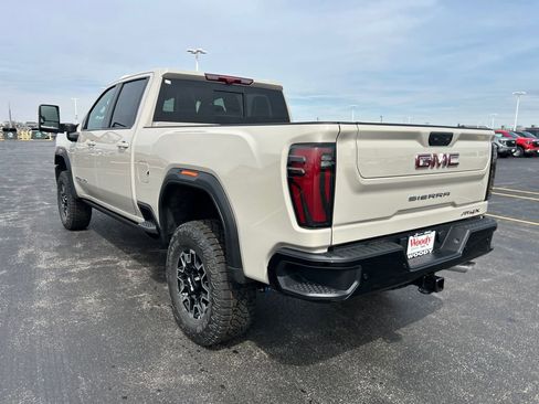 New 2026 GMC Sierra 2500 AT4X image 7