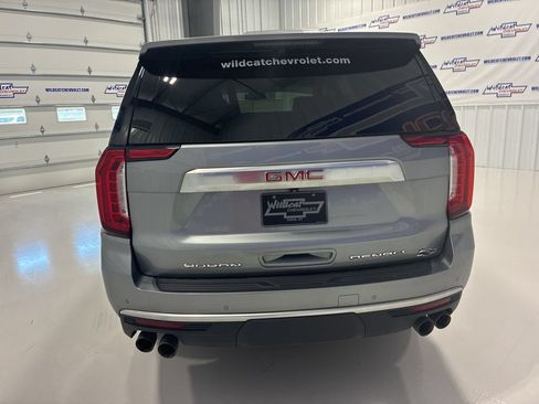 Used 2024 GMC Yukon Denali AWD/4WD image 5