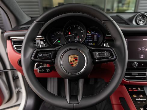 New 2026 Porsche Macan AWD/4WD image 29