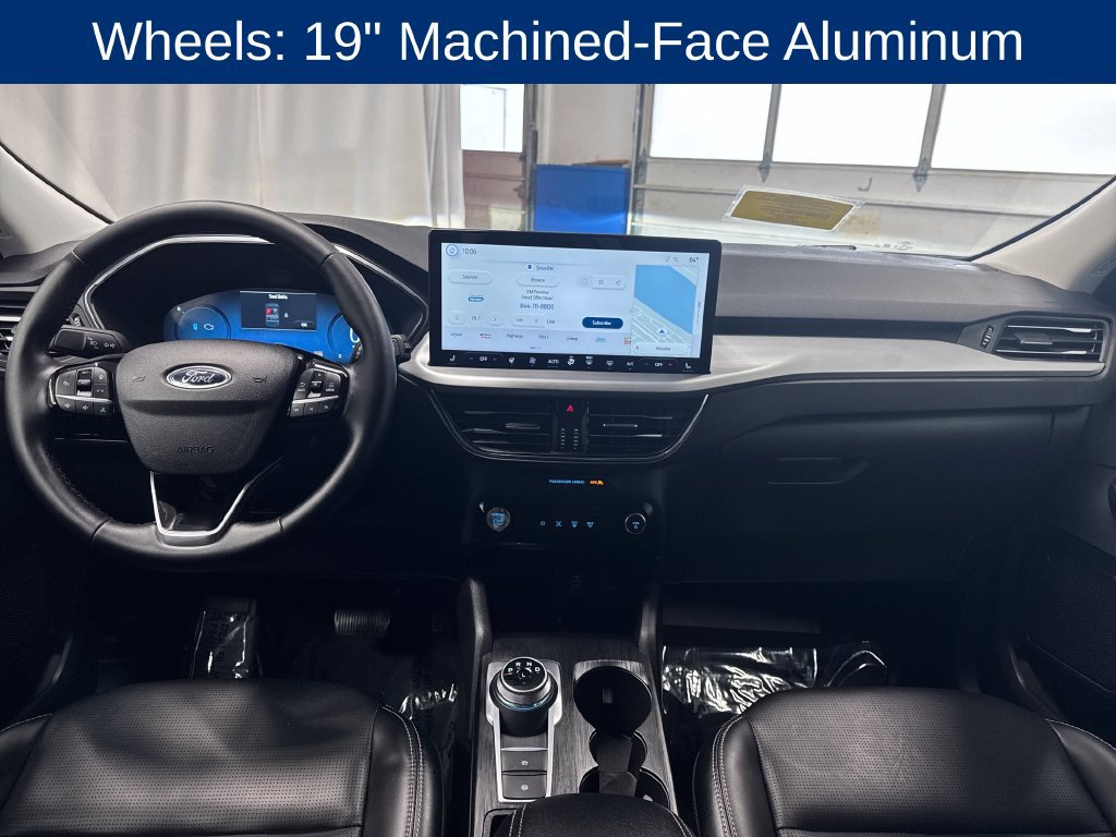 Certified 2025 Ford Escape Platinum AWD/4WD image 14