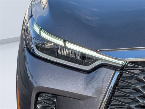 Certified 2025 INFINITI QX60 Pure image 9