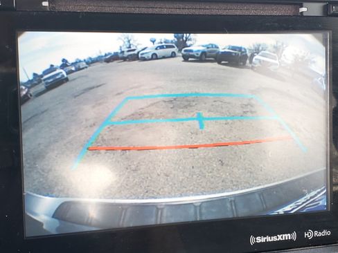 Used 2018 Toyota Sienna LE image 13