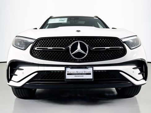 New 2026 Mercedes-Benz GLC 300 image 2