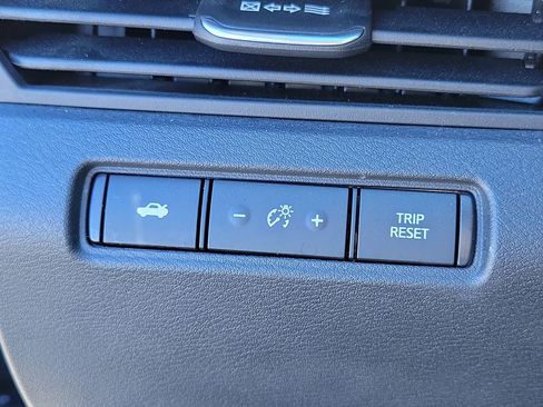 Used 2022 Nissan Altima 2.5 SR image 23