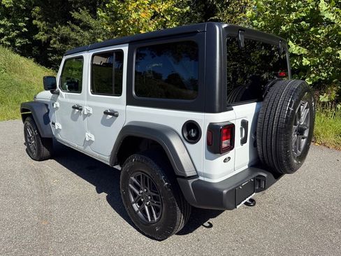 New 2025 Jeep Wrangler Unlimited Sport image 9