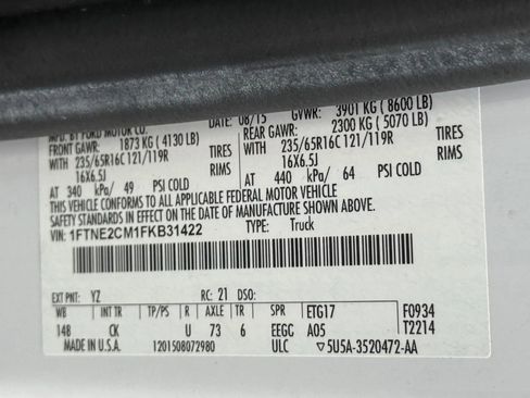 Used 2015 Ford Transit 150 Medium Roof w/Sliding Side Doo image 34