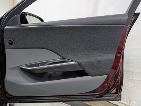 Used 2025 Lucid Air Pure image 24