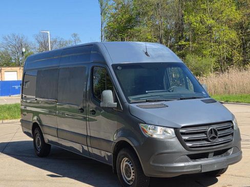 Used 2019 Mercedes-Benz Sprinter 170 image 7