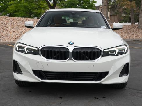 Used 2023 BMW 330i xDrive Sedan w/ Premium Package AWD/4WD image 8