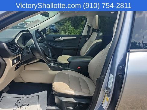 Used 2022 Ford Escape SEL w/ Technology Package FWD image 20