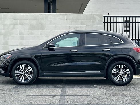 Certified 2025 Mercedes-Benz GLA 250 image 7