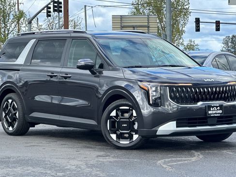 New 2026 Kia Carnival EX FWD image 2