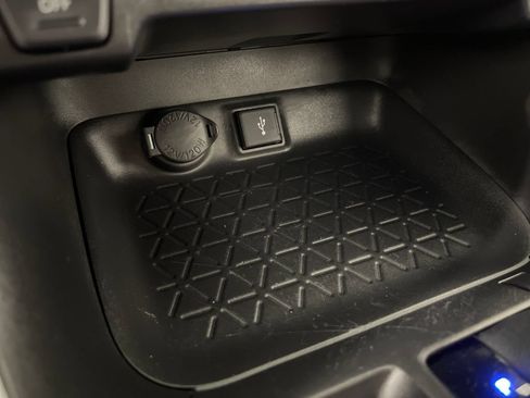 Certified 2022 Toyota RAV4 LE FWD image 30