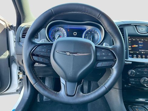 Used 2021 Chrysler 300 S w/ Comfort Group RWD image 11